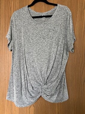 Old Navy Heather Gray Twist-Front Short Sleeve Tee